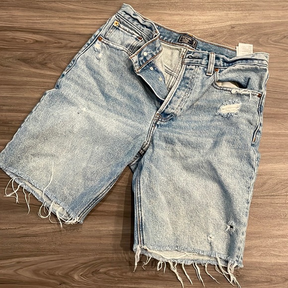 Abercrombie & Fitch High Rise Shorts - Picture 1 of 3